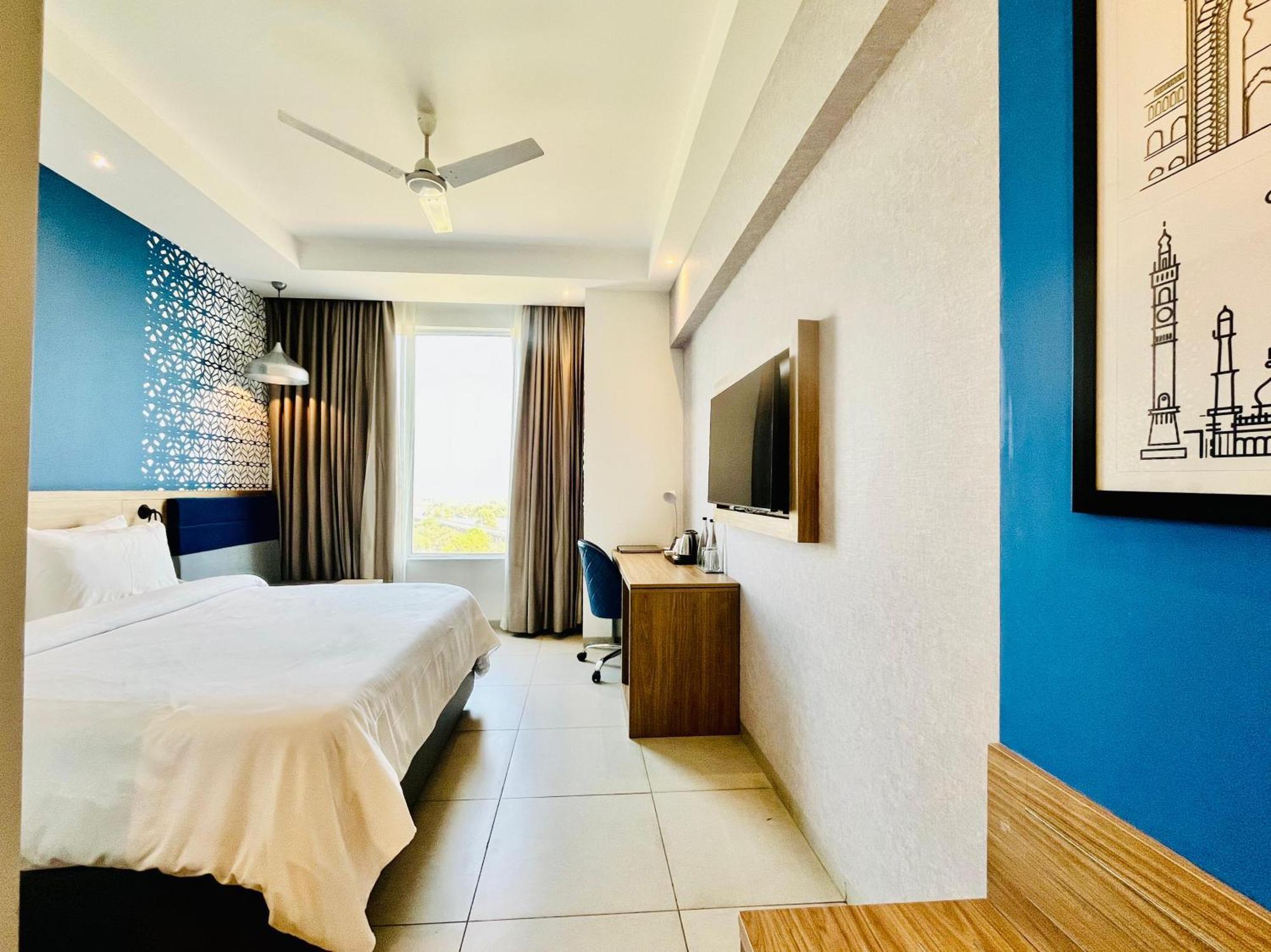 Hometel Alambagh Lucknow - A Sarovar Hotel Exterior foto